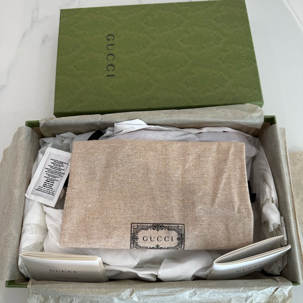 Gucci GG Rubber Sandals - Picture 8 of 9